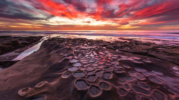 Tide pools in La Jolla, California, United States (© Andrew Shoemaker/DanitaDelimont.com)