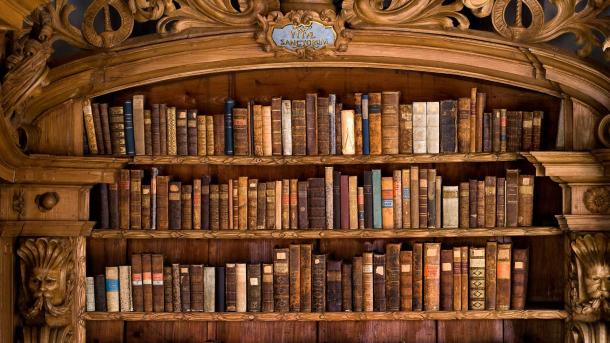 Bücher und Weisheit, Symbole der Freiheit!