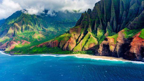 Kalalau Beach an der Nā Pali Küste, Kauai, Hawaii, USA (© Russ Bishop/DanitaDelimont.com)