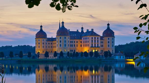Schloss Moritzburg bei Dresden, Sachsen (© Hans-Peter Szyszka/Huber/eStock Photo)
