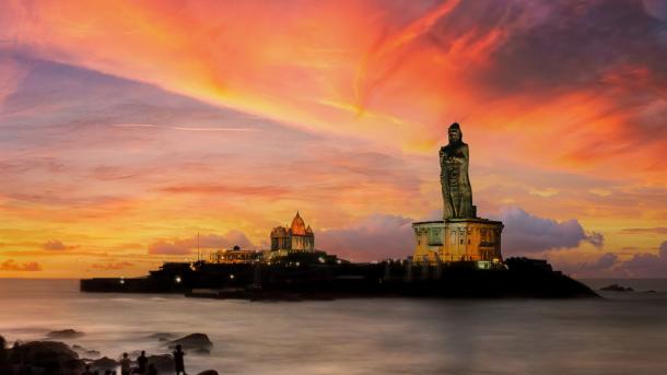 Thiruvalluvar Statue, Kanyakumari, Tamil Nadu (© Amith Nag Photography/Getty Images)