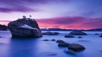 Bonsai Rock, Lake Tahoe, USA 