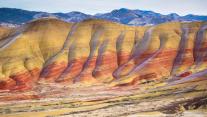 Collines de Painted Hills dans le bassin de la John Day River National Monut, Oregon, États-Unis 