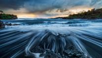 Black sand beach at Wai'anapanapa State Park, Maui, Hawaii 