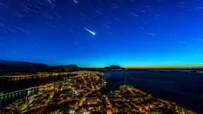 奥勒松上空的流星，挪威 (© Stian Rekdal/Nimia)(2017-08-06)