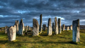 【2017-06-27】 岛上奇观 卡拉尼什巨石阵，苏格兰路易斯岛 (© Tomas Vrba and Lindsey Parkinson/500px)