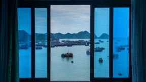 【2017-10-24】 巨大的天然动植物园 越南吉婆岛上的小船 (© Garret Suhrie/Tandem Stills + Motion)