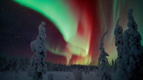 芬兰的北极光 (© Jorma Luhta/Minden Pictures)(2017-12-25)