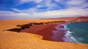 【2017-06-20】 大自然最真实的模样 帕拉卡斯国家保护区内的红海滩，秘鲁 (© Istvan Kadar Photography/Getty Images)