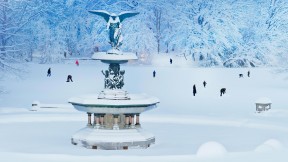 【2018-12-27】 泉水治愈的力量 毕士达喷泉，纽约 (© Mitchell Funk/Getty Images)