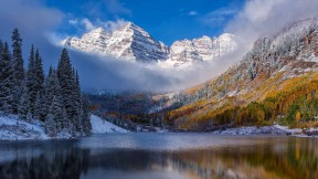 【2019-11-29】 阿斯本附近的褐铃山，科罗拉多州 (© Christopher E. Herbert/Getty Images)