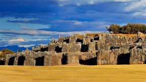 【2020-05-06】 库斯科附近萨克塞华曼的印加要塞，秘鲁 (© Susanne Kremer/eStock Photo)