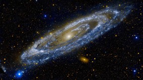 【2021-10-04】 绚烂的仙女座星系 (© NASA/JPL-Caltech)