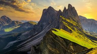 塞切达,多洛米蒂山脉的山峰,南蒂罗尔,意大利 (© Kalyakan/Adobe Stock)