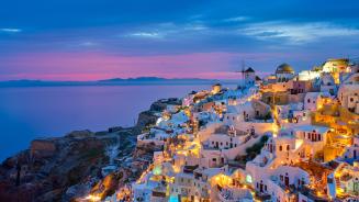 Village of Oia, Santorini, Greece (© f9photos/Getty Images)