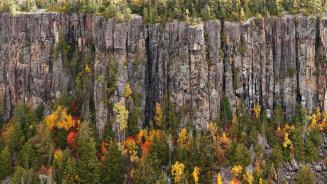 Ouimet Canyon near Thunder Bay (© plainpicture/Design Pics/Susan Dykstra)