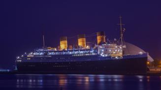 Night view of the RMS Queen Mary, Long Beach, California, United States (© Kit Leong/Shutterstock)