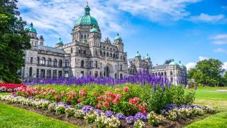 British Columbia Parliament Buildings (© bluejayphoto/Getty Images)