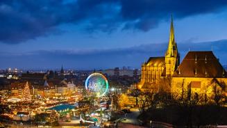 Weihnachtsmarkt Erfurt, Thüringen (© Jareck/Getty Images)
