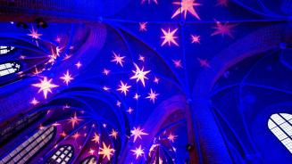 Festlich beleuchtete Marktkirche, Hannover, Niedersachsen (© picture alliance/Alamy)