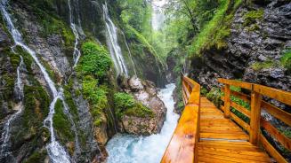 Wasserfall in der Wimbachklamm, Bayern (© EyeEm Mobile GmbH/Getty Images)