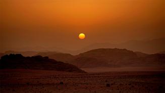 Wadi Rum, Jordanien (© Thomas Coex/AFP via Getty Images)