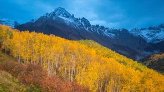 Fall colors below Mount Sneffels near Ridgway, Colorado (© Grant Ordelheide/TANDEM Stills + Motion)