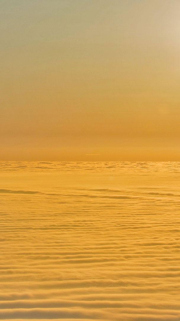 联盟号航天器下降模块返回地球 (© Bill Ingalls/NASA)