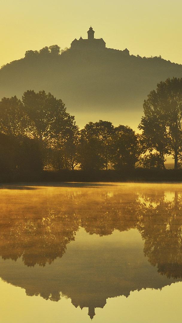 赖格莱兴的Wachsenburg城堡,德国图林根州 (© Raimund Linke/Masterfile)