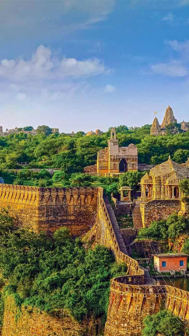奇陶尔加尔堡，印度 (© Anand Purohit/Getty Images)