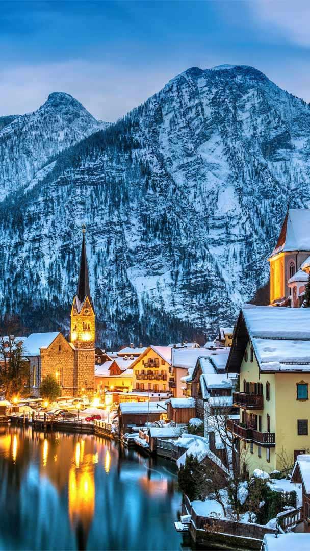 哈尔施塔特，奥地利 (© Jon Arnold Images Ltd/Alamy)