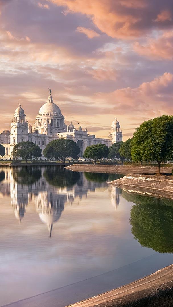 维多利亚纪念堂，印度加尔各答 (© Roop_Dey/Shutterstock)
