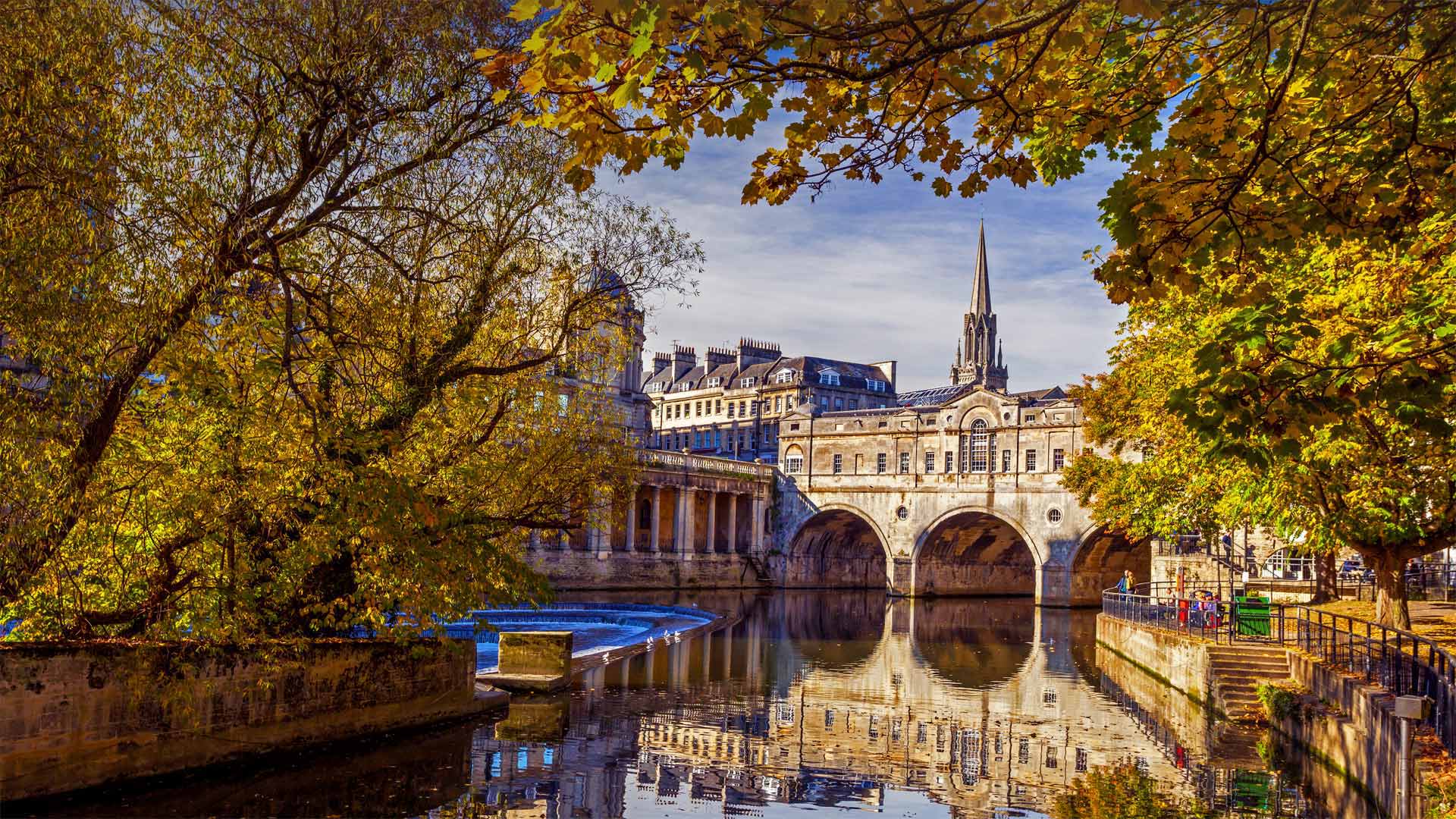 River Avon in Bath, England 