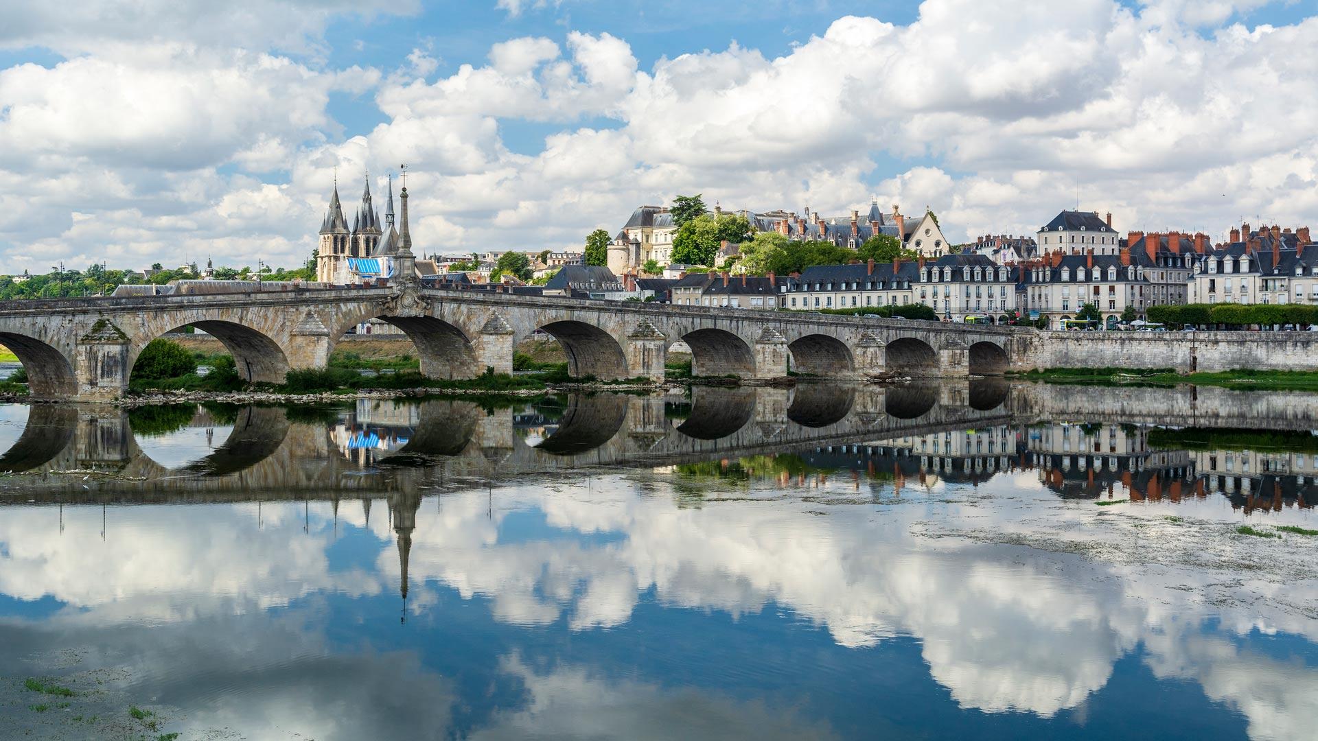 Reflets d’histoire en bord de Loire
