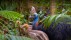 【2022-06-19】 父亲节 双垂鹤鸵爸爸和它的宝宝们，澳大利亚 (© Martin Willis/Minden Pictures)